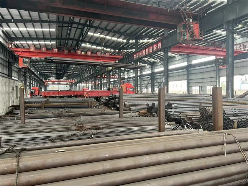 Steel Industry Faces Global Challenges Amid Surging Exports and Trade Tensions